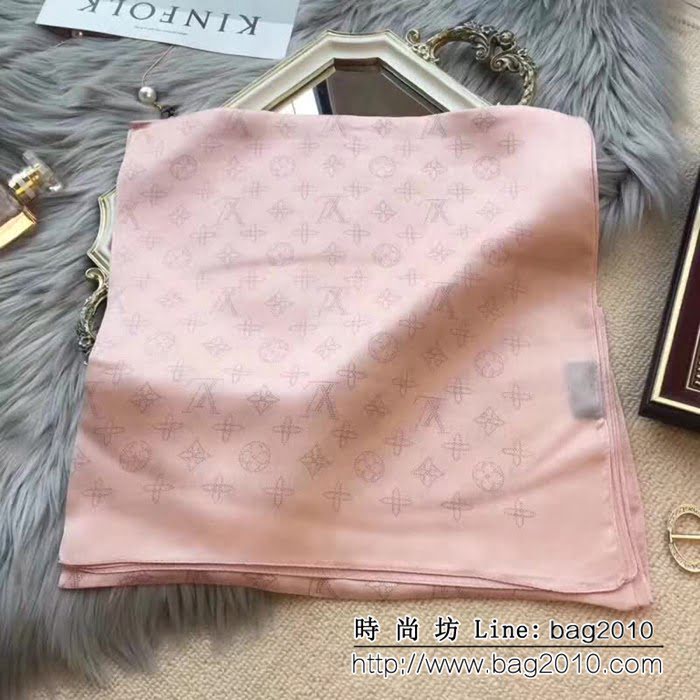路易威登LV熱賣款經典真絲系列 經典老花四葉草桑蠶絲絲巾 LLWJ6344